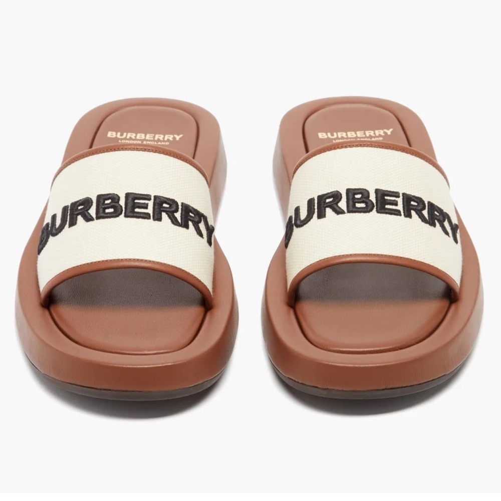Burberry Buckingham Slide Sandal